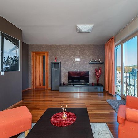 Panoramic City Centre Apartment By Polo Apartments Kaunas Buitenkant foto